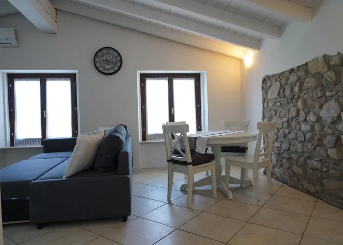 Apartment Mansarda Dolce